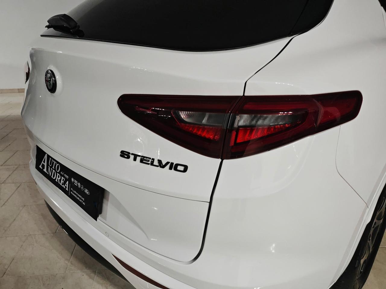 Alfa Romeo Stelvio 2.2 160CV Super Full 2022