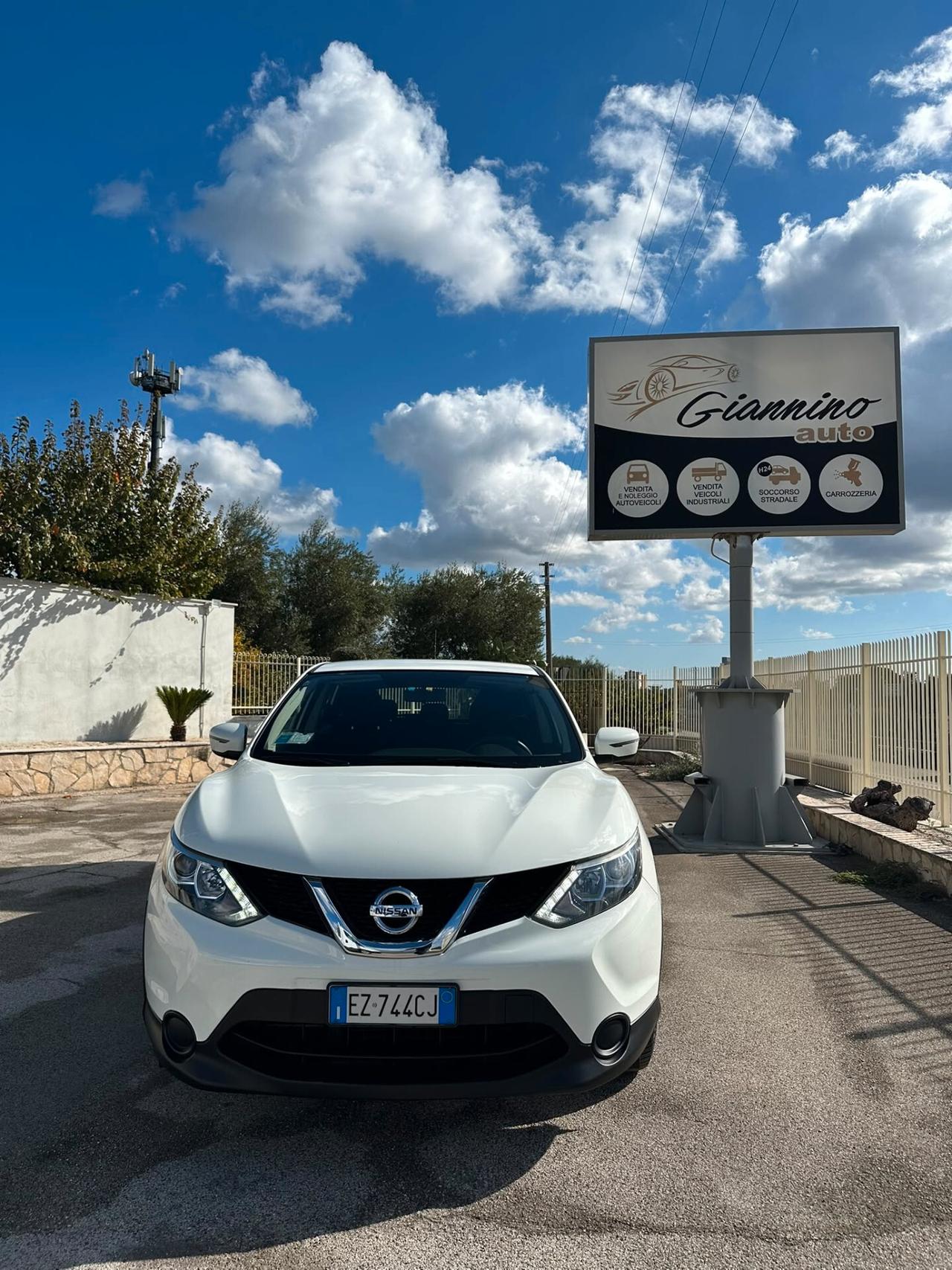 NISSAN QASHQAI 1.6 dCi 4WD Business