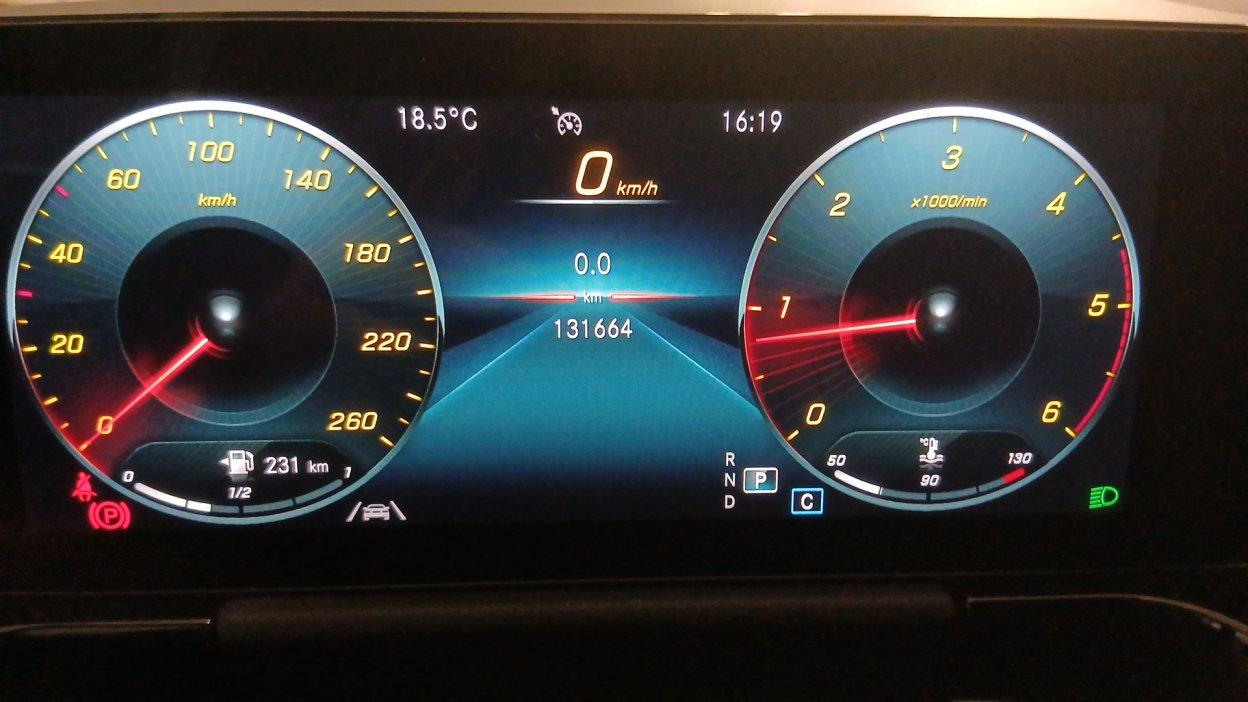 Mercedes-Benz GLA (H247) - GLA 180 d Automatic Sport Plus