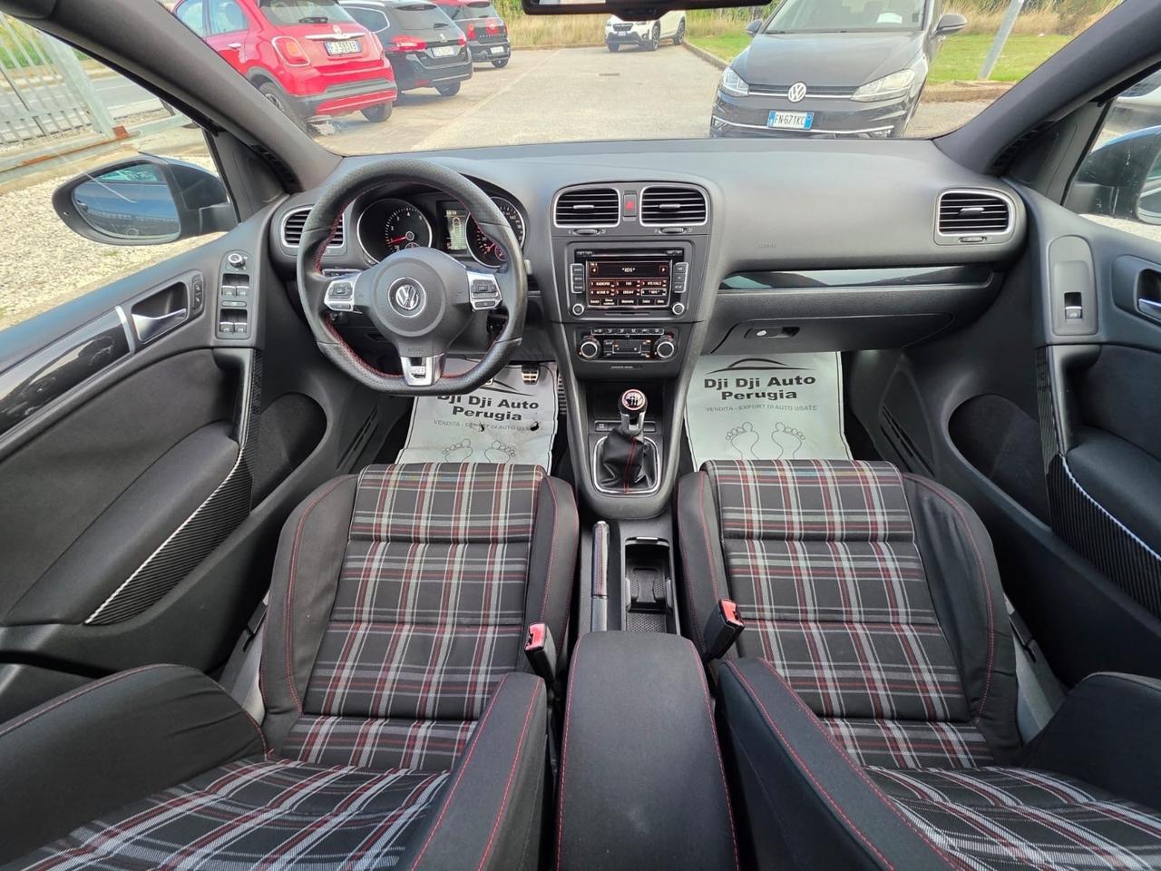 Volkswagen Golf GTI 2.0 TSI 5p.
