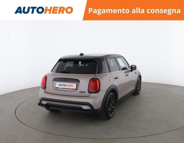 MINI Cooper 1.5 Cooper Essential 5 porte