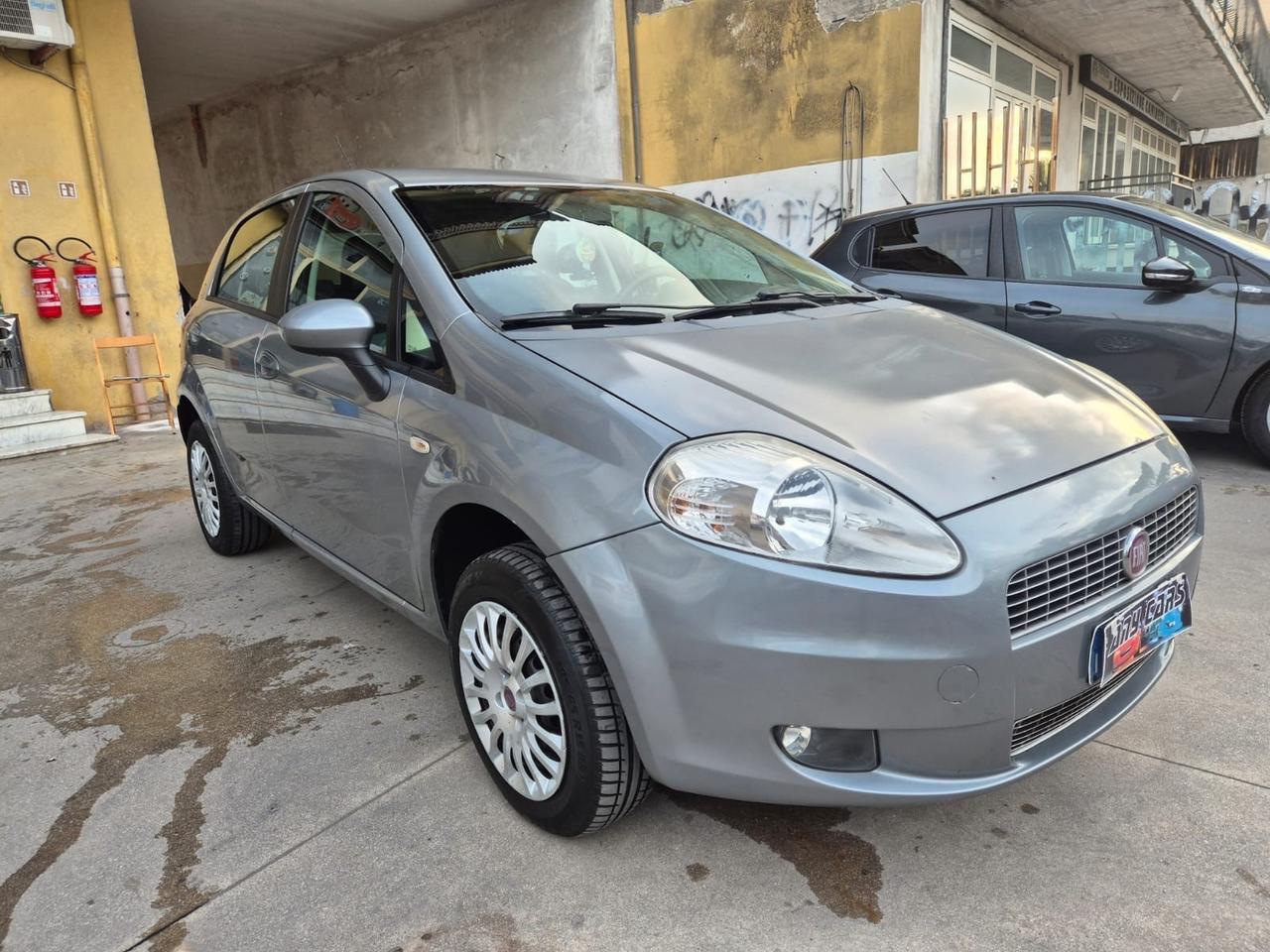 Fiat Grande Punto 1.4 5 porte Dynamic Natural Power