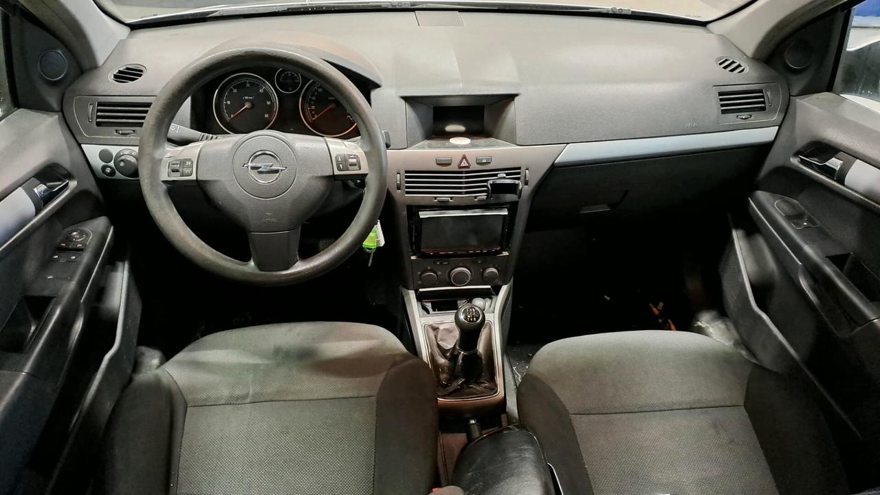 Opel Astra 1.7 CDTI 80CV 5 porte Club