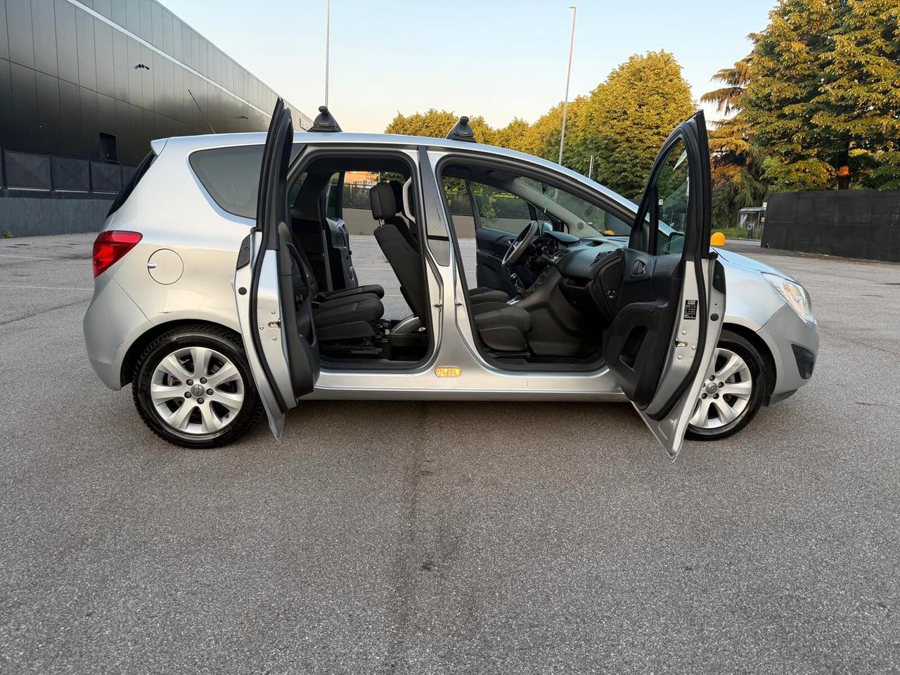 Opel Meriva 1.4 100CV Cosmo