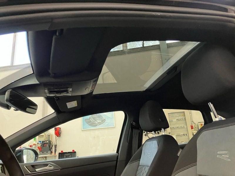 Volkswagen Taigo Taigo 1.0 TSI 115 CV R-Line