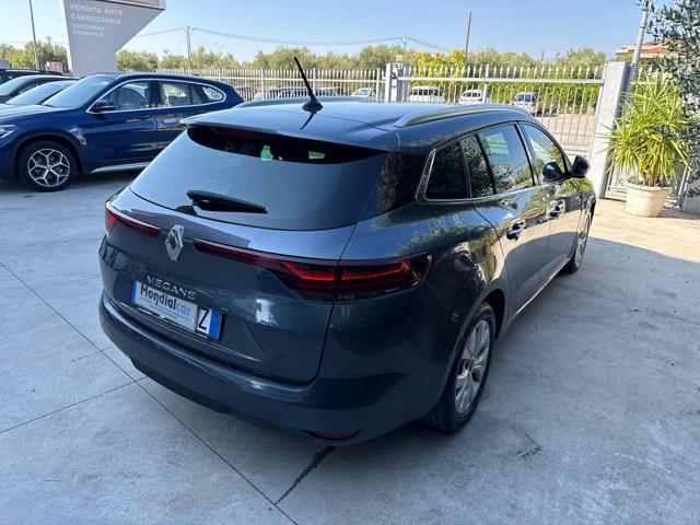 RENAULT Megane Mégane Sporter Blue dCi 115 CV Autocarro