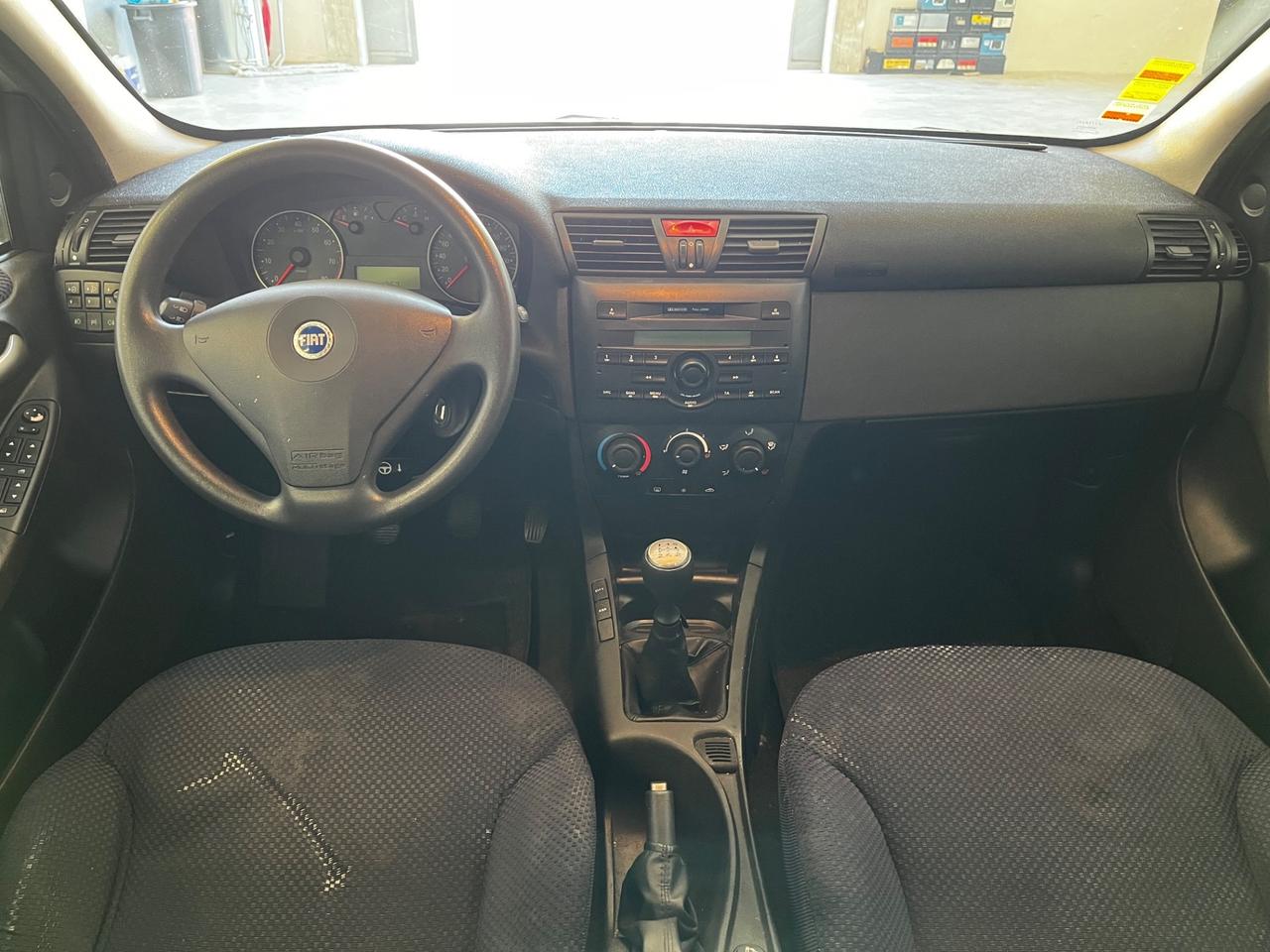 Fiat Stilo 1.6i 16V 5 porte Dynamic