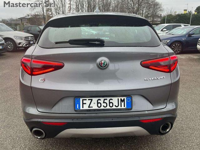 ALFA ROMEO Stelvio Stelvio 2.0 t Super Q4 200cv auto my19 - FZ656JM