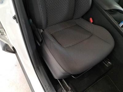 Toyota C-HR 1.8h Business e-cvt