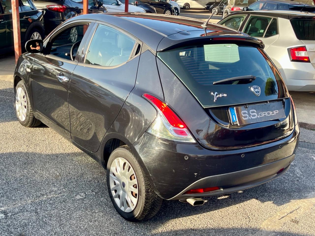 Ypsilon 1.2 69 CV - Platinum-rate-neopatentati