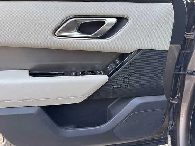 Land Rover Range Rover Velar 240 CV S - IVA ESPOSTA