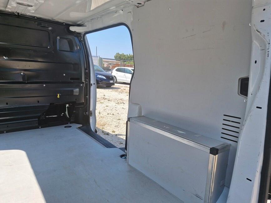 Opel Vivaro 1.5 Diesel 120CV S&S L2H1