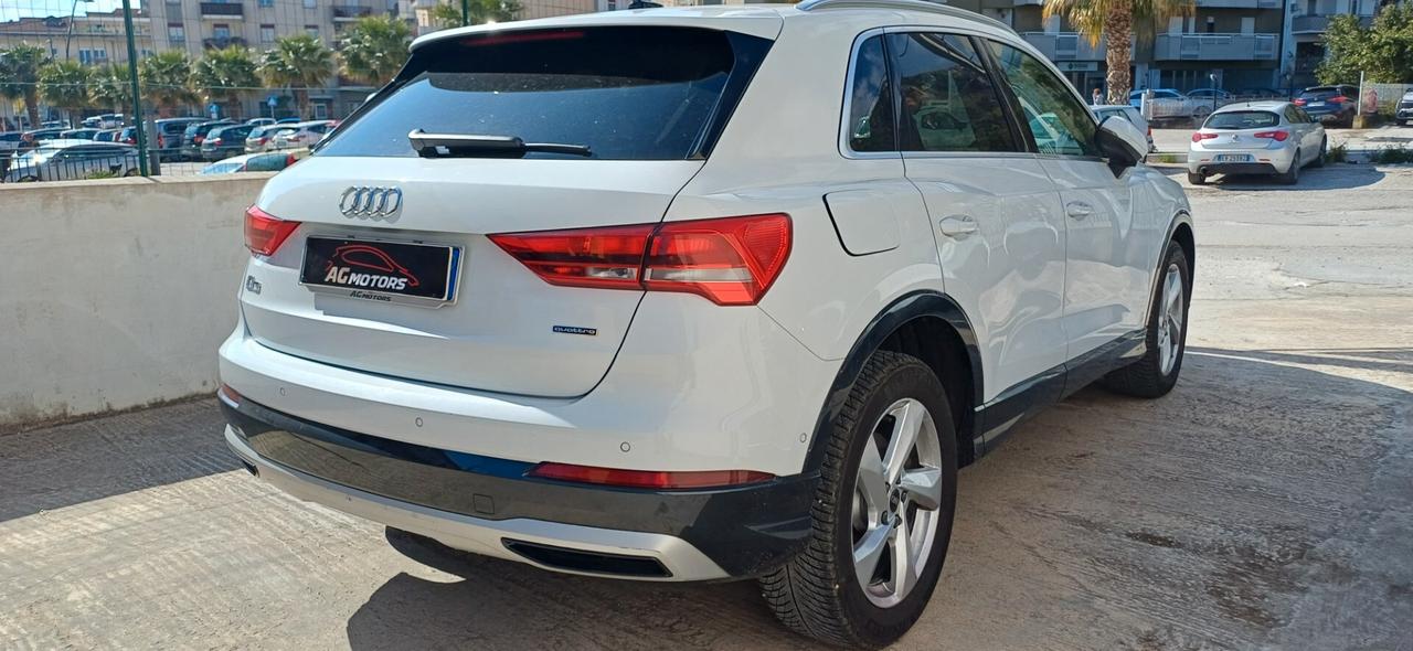 Audi Q3 40 TDI quattro S tronic Business Advanced