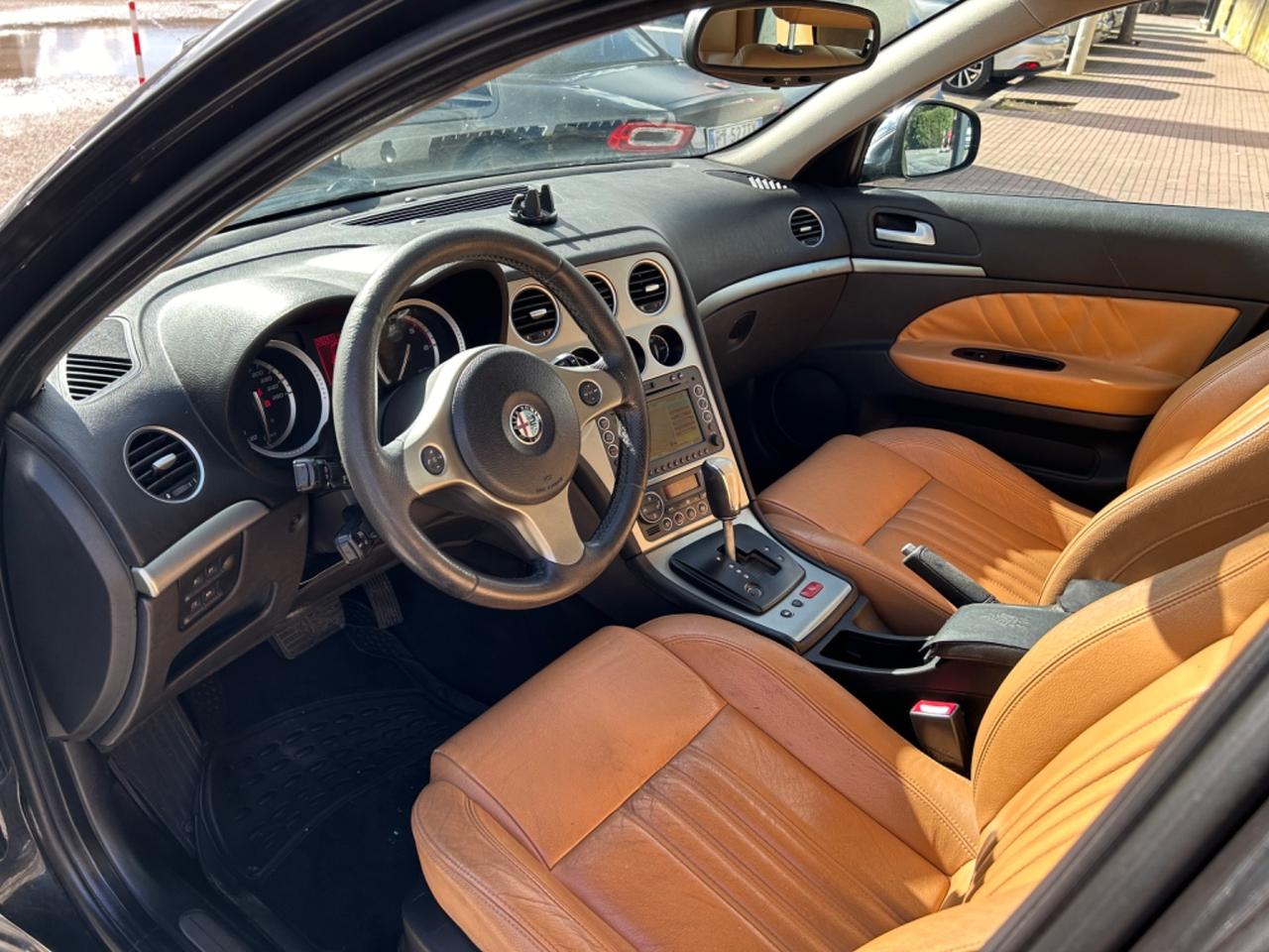 Alfa Romeo 159 1.9 JTDm AUTOM. Exclusive