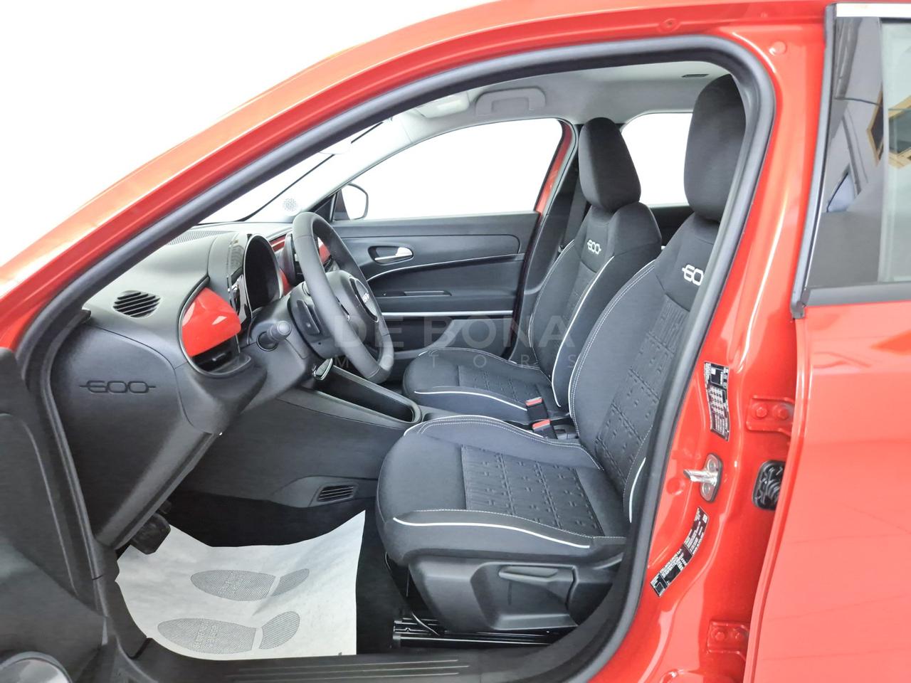 Fiat 600 1.2 hybrid 110cv auto