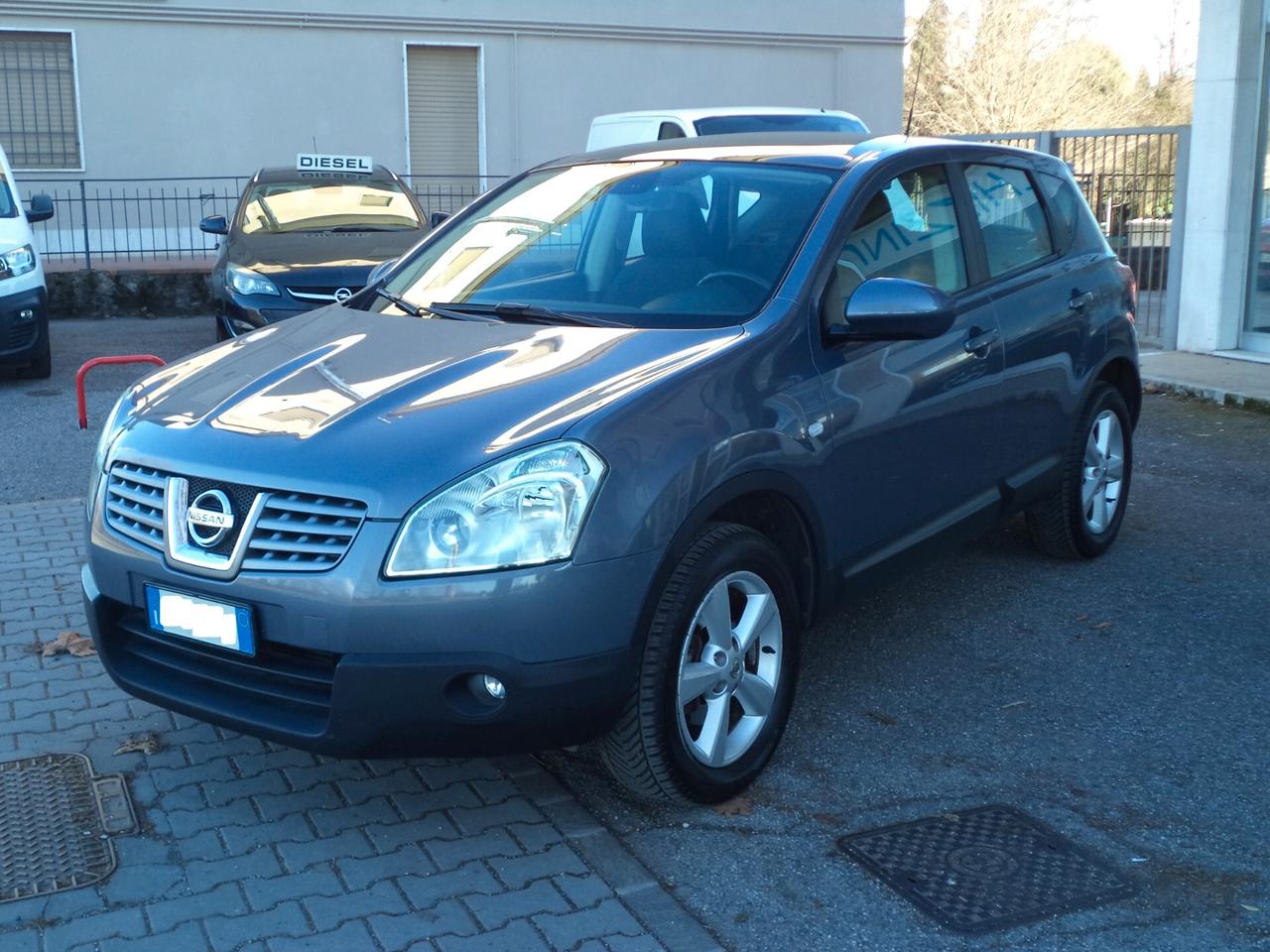 Nissan Qashqai 2.0 dCi DPF 4WD Acenta