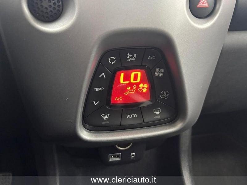 Toyota Aygo Connect 1.0 VVT-i 72 CV 5 porte x-fun
