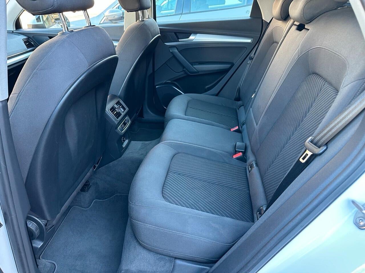 Audi Q5 35 2.0 tdi mhev Sport 163cv s-tronic