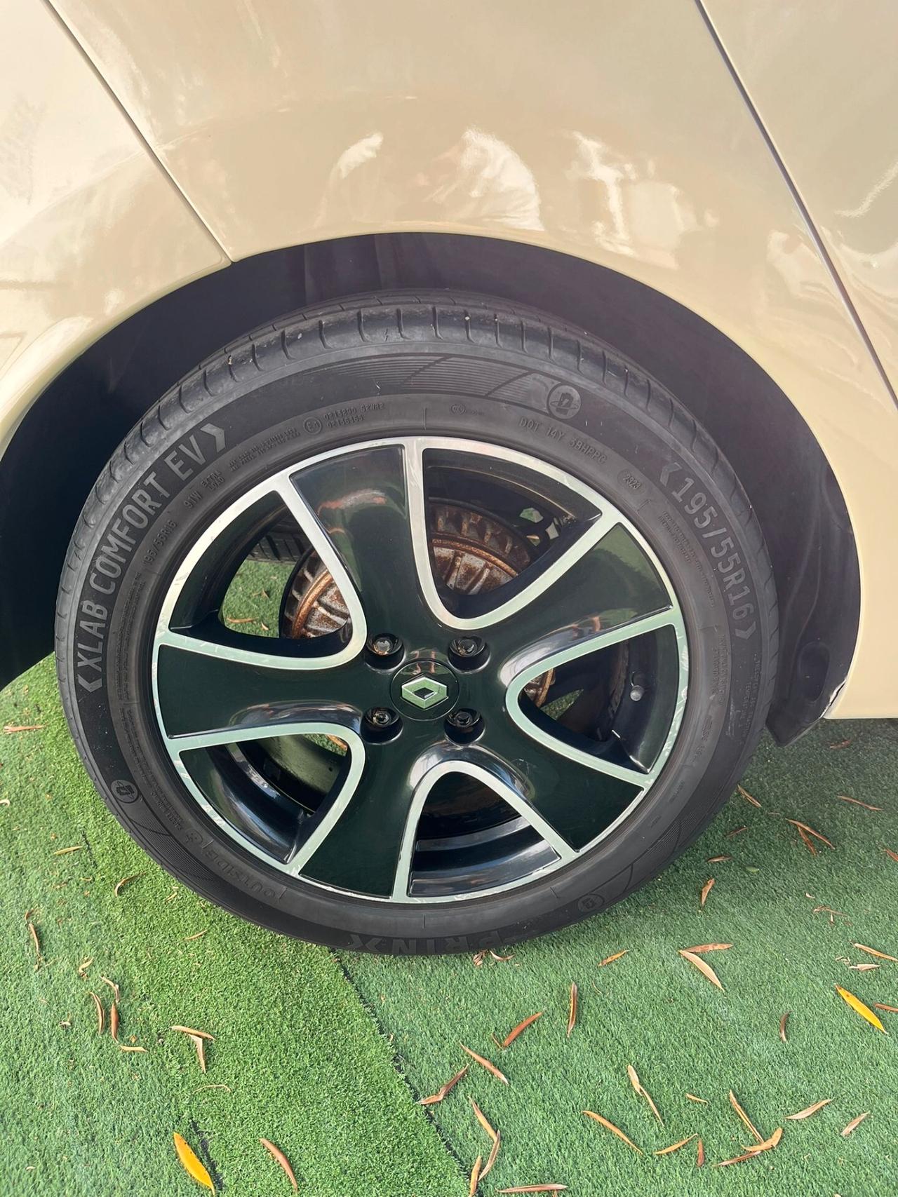 Renault Clio Sporter dCi 8V 90CV Start&Stop Energy duel2