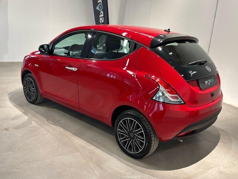 Lancia Ypsilon 1.0 FireFly 70cv Hybrid Gold