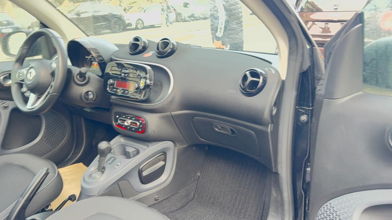 Smart ForTwo 90 0.9 T twinamic cabrio Prime led pic cerchi bluetooth