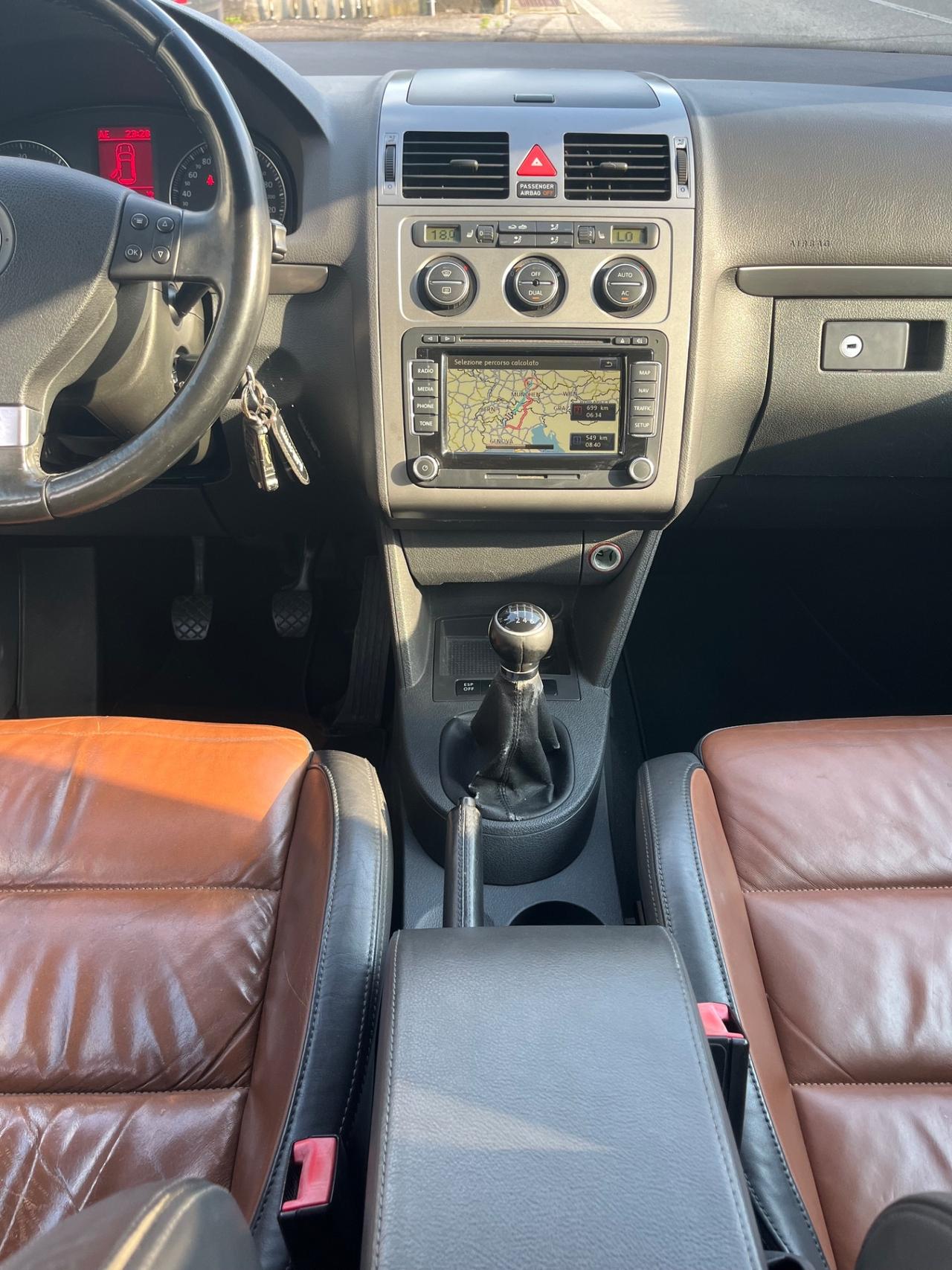 Volkswagen Touran 2.0 TDI DPF Trendline