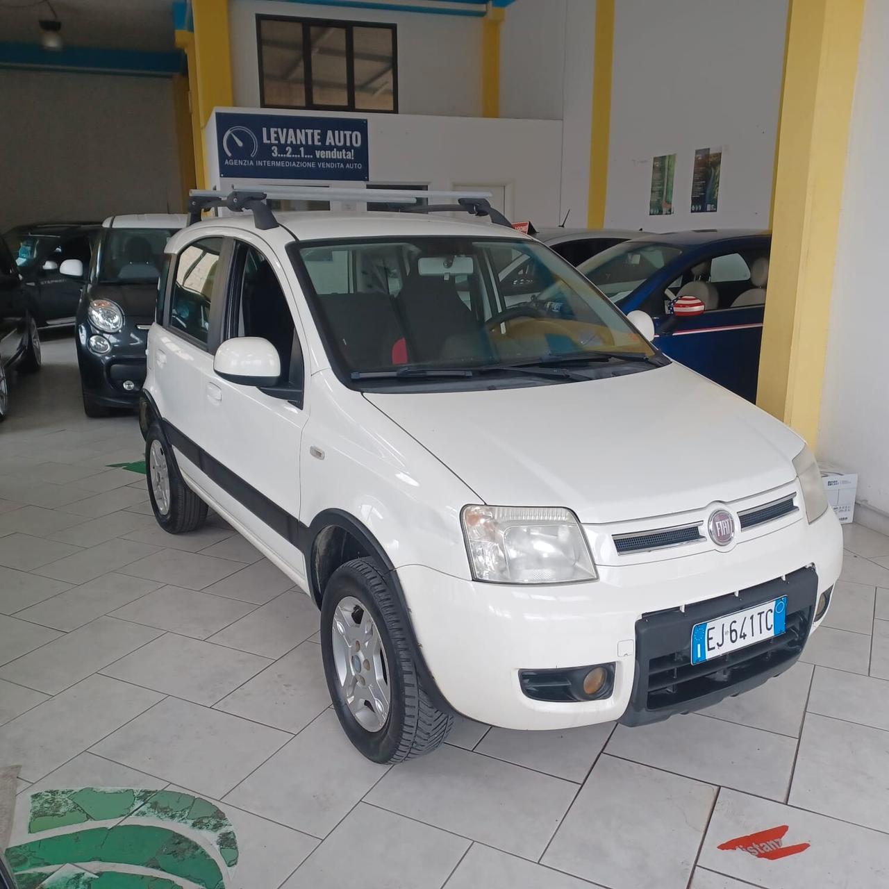 PANDA CROSS 4X4 1.3 MJTD INDISTRUTTIBILE