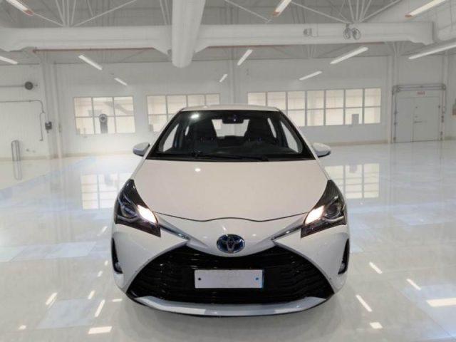 TOYOTA Yaris 1.5 Hybrid 5 porte Business