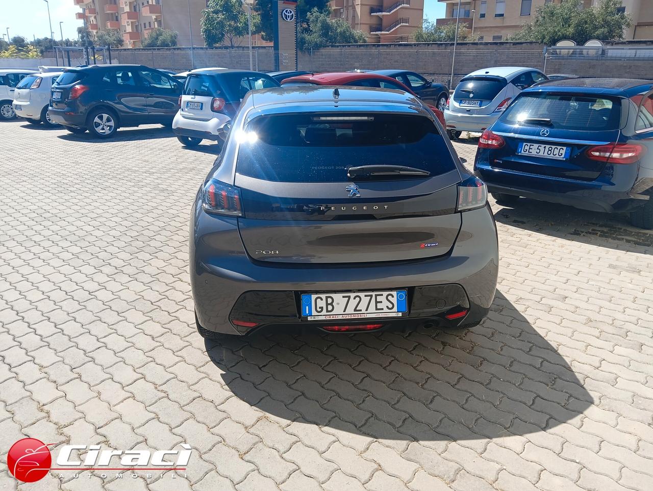 Peugeot 208 PureTech 100 5 porte Allure