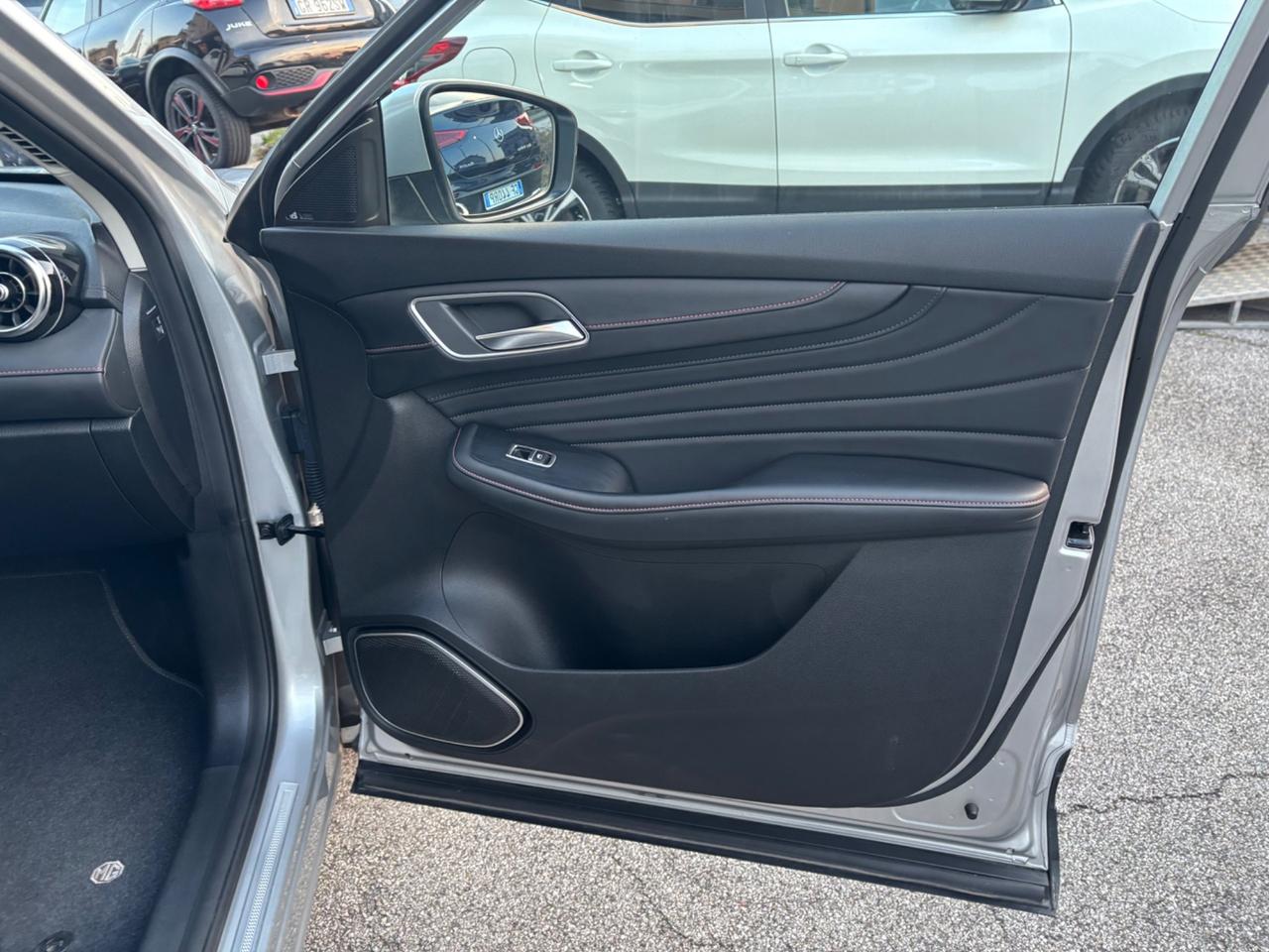 Mg HS 1.5T-GDI AT Luxury garanzia fino 2031 o 150.000 km