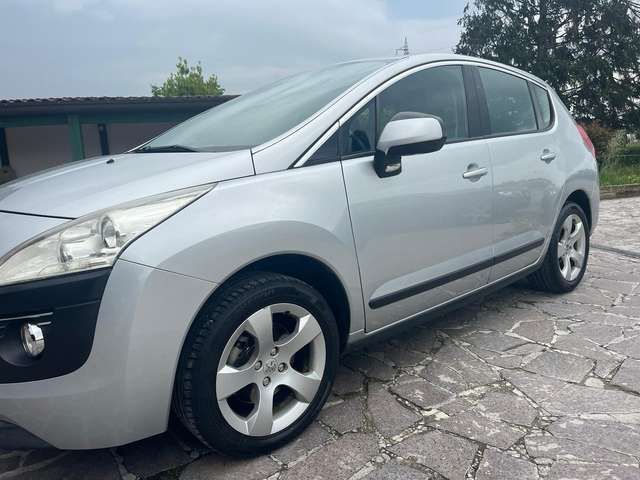 Peugeot 3008 2.0 HDi 150CV Business