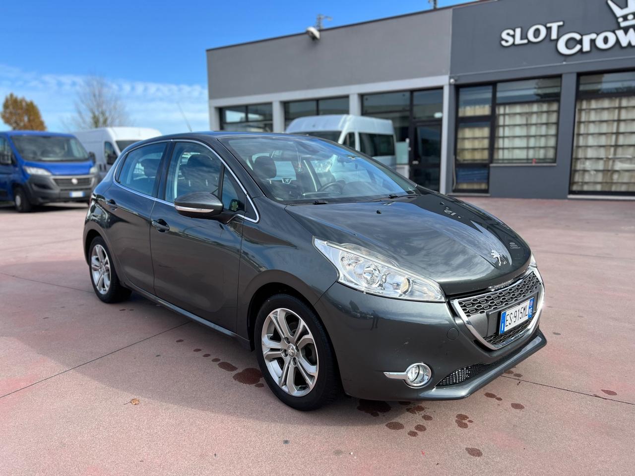 Peugeot 208 1.4 HDi 68 CV 5 porte Allure