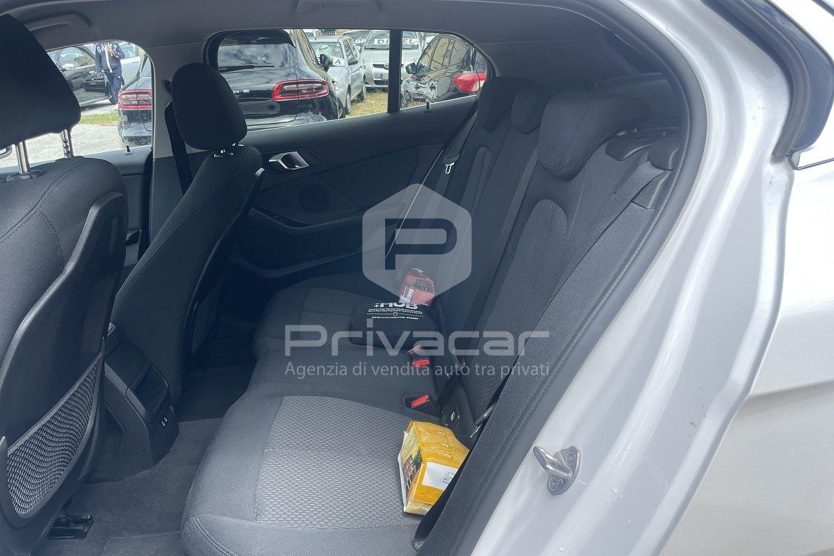 BMW 116d 5p. Business Advantage