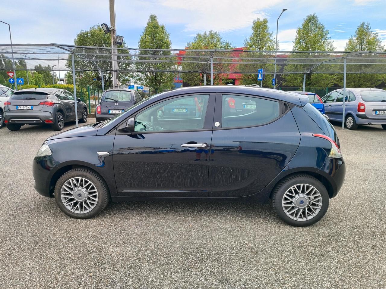 Lancia Ypsilon 1.2 69 CV 5 porte GPL Ecochic Gold