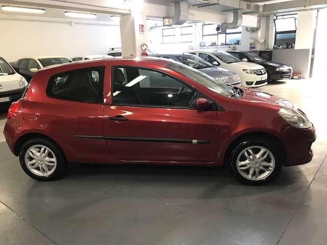 Renault Clio Clio III 2005 3p 1.2 16v Luxe