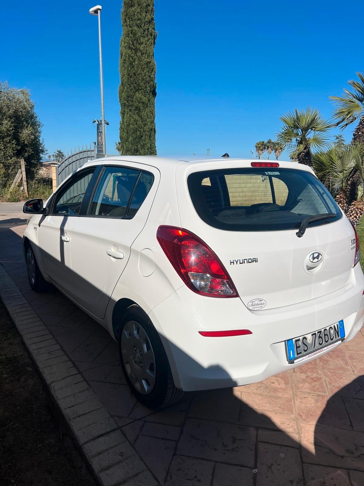 Hyundai i20 1.2 5p. Econext Sound Edition