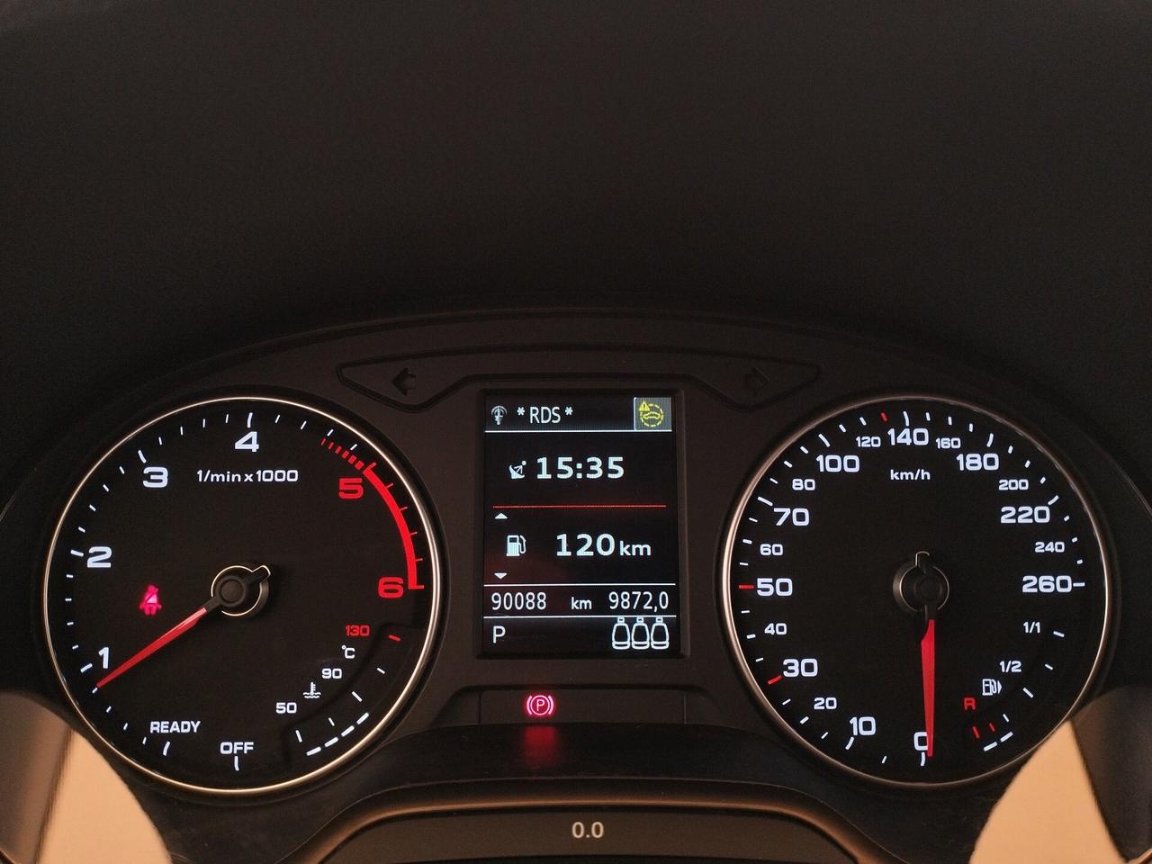 Audi Q2 35 TDI quattro S tronic Business