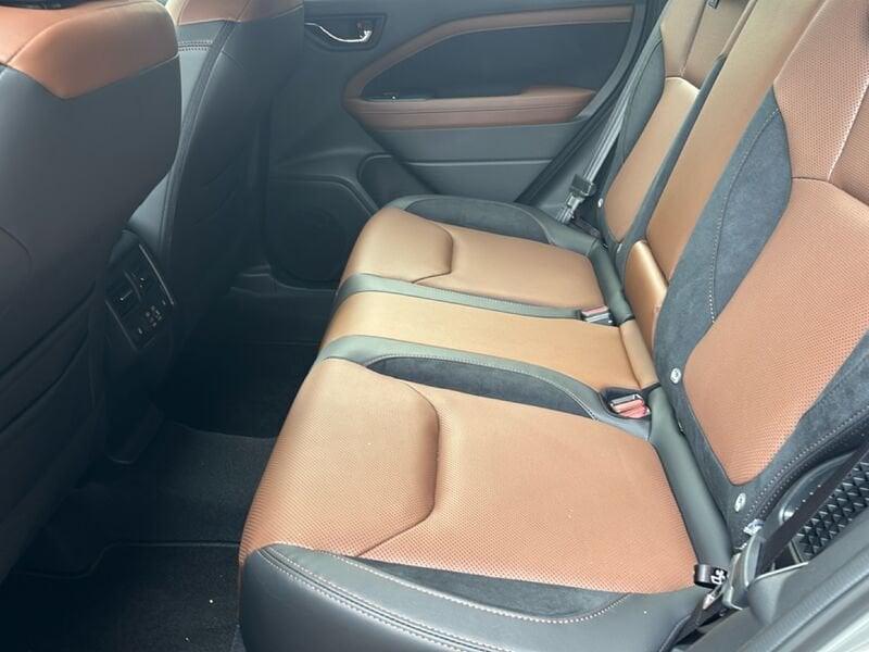 Subaru Forester 2.0 e-Boxer Premium auto
