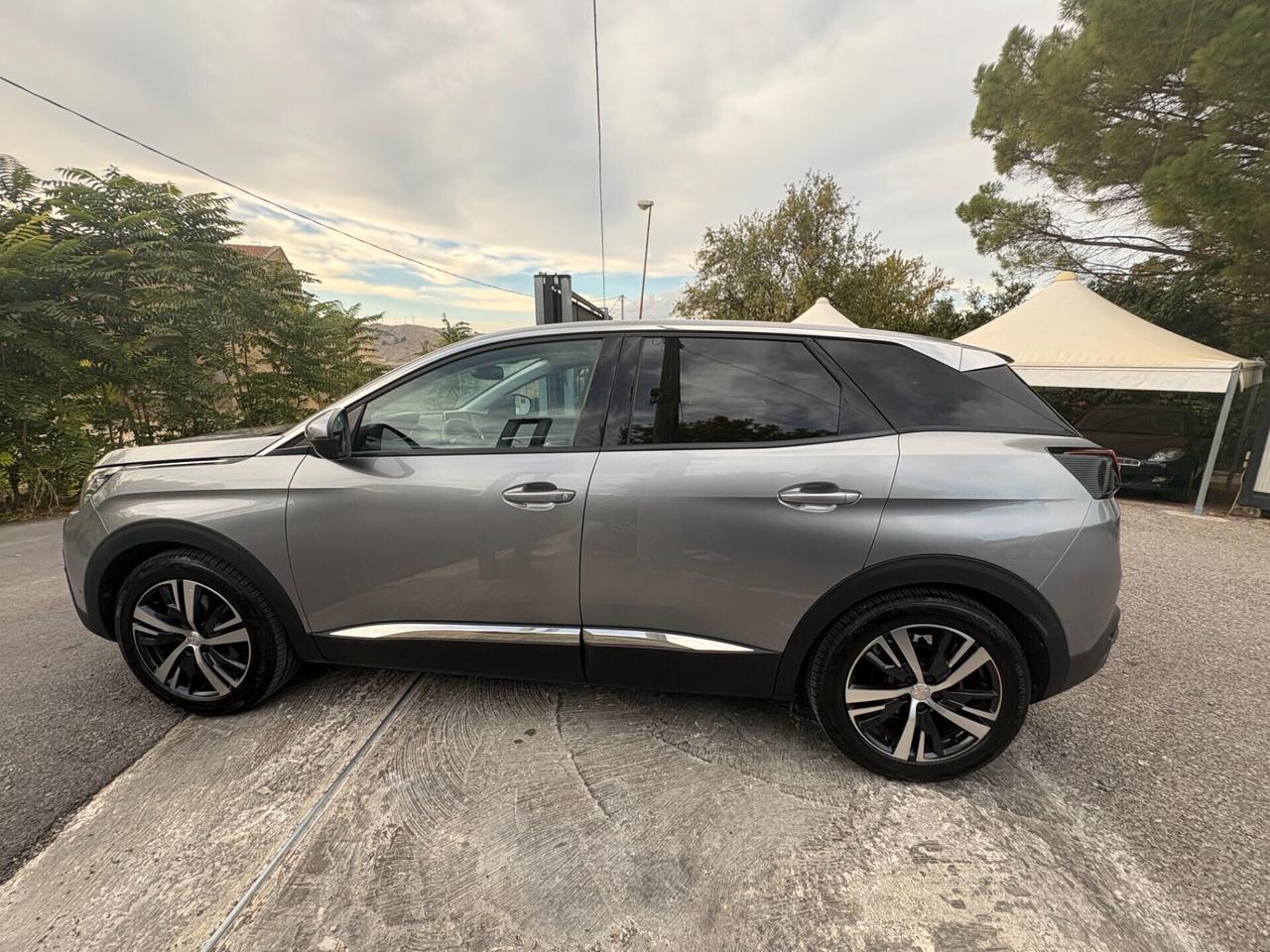 Peugeot 3008 Allure 1.6 BlueHDi (Molto Bella)