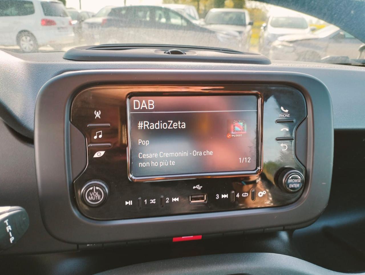 Fiat Panda 1.0 Hybrid - SINISTRATA -