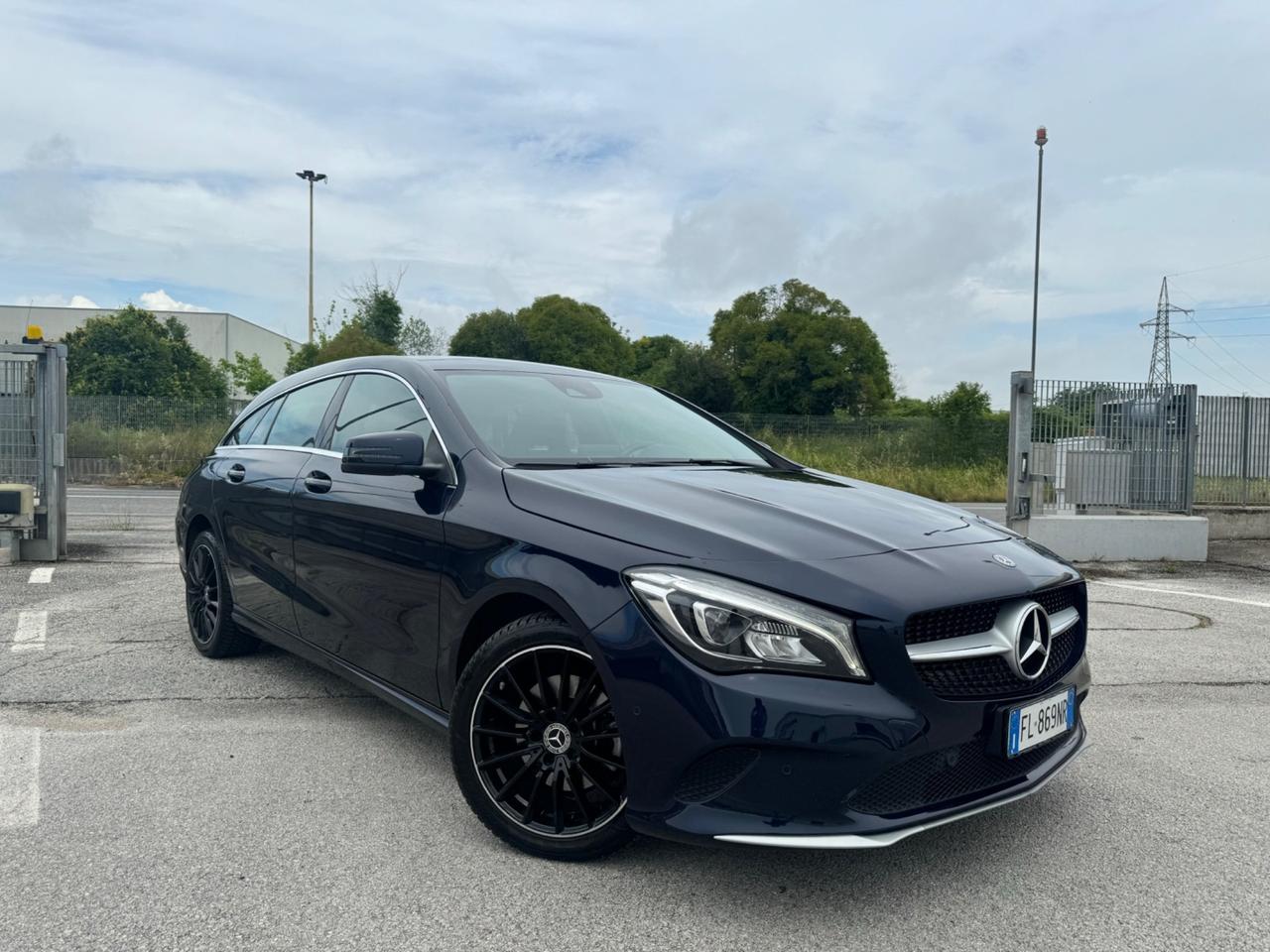 MERCEDES CLA 200d S.B. Sport - Tetto Led Navi