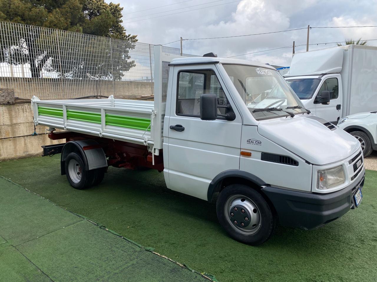 Iveco Daily 35-12 Ribaltabile Trilaterale