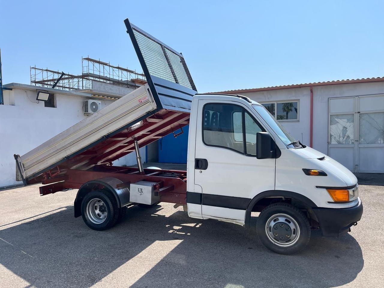 Iveco daily 35c12-2.3cc-cassone riba-2003