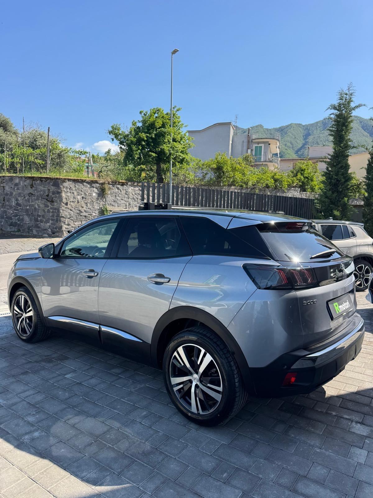 Peugeot 3008 BlueHDi 130 S&S EAT8 Allure