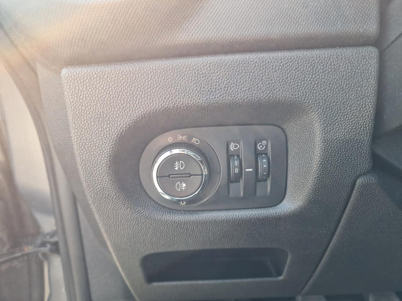 Opel Corsa 1.2 85CV 5 porte GPL-TECH Edition