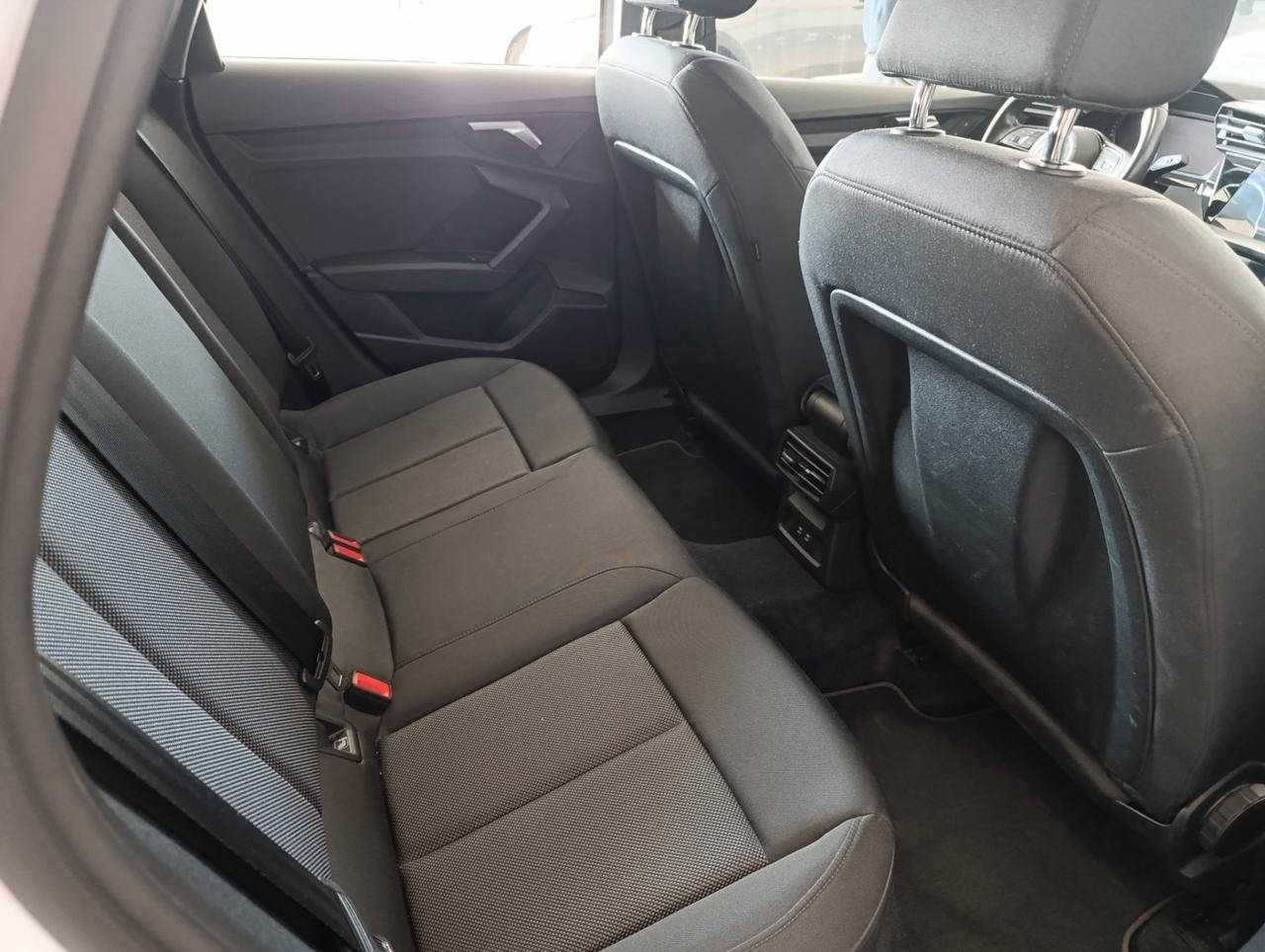 Audi A3 Sportback 35 2.0 tdi Business s-tronic