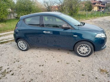 Lancia Ypsilon 2016 1.2 8v Fire km 130000