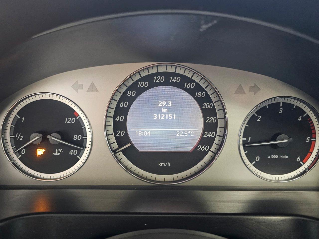 Mercedes C 220 CDI Avantgarde Berlina