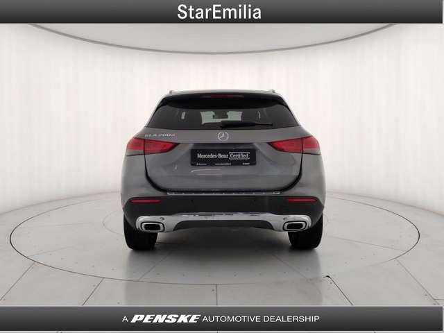Mercedes-Benz GLA 200 GLA 200 d Automatic Sport
