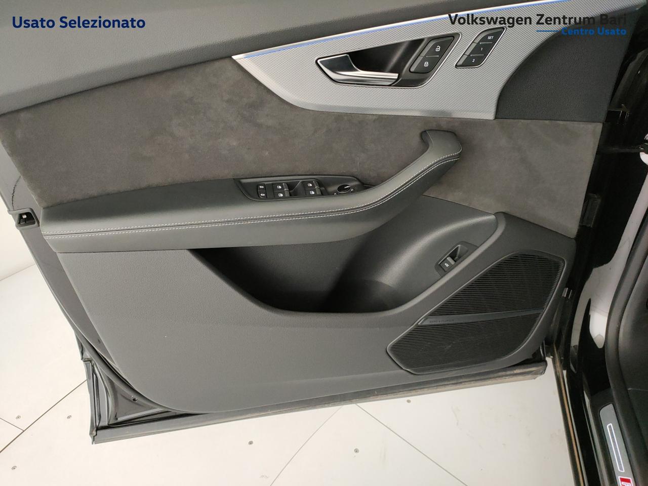Audi RSQ8 rs 4.0 mhev quattro tiptronic